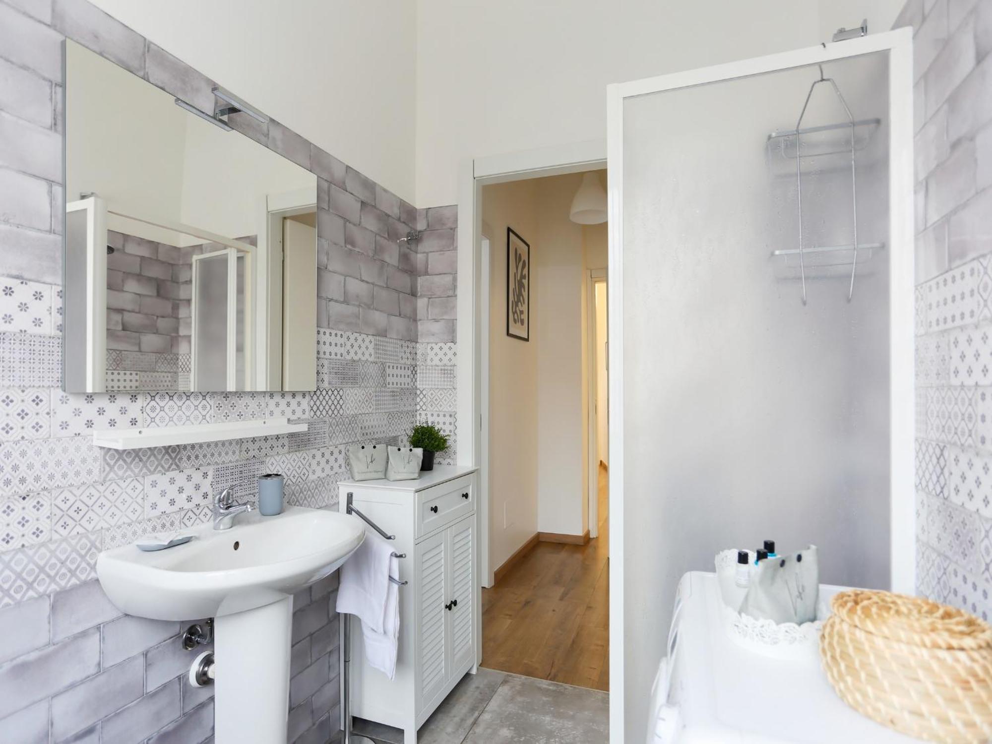 The Best Rent - Cozy Two-Bedroom Apartment Near Colonne S Lorenzo Milano Exteriör bild