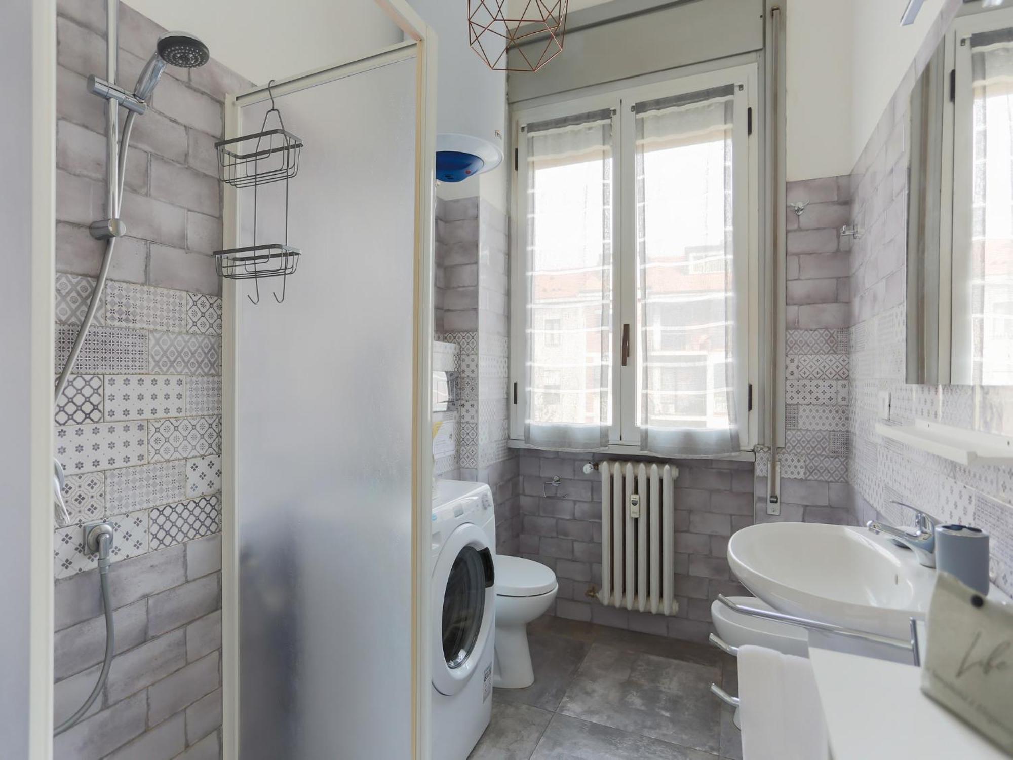 The Best Rent - Cozy Two-Bedroom Apartment Near Colonne S Lorenzo Milano Exteriör bild